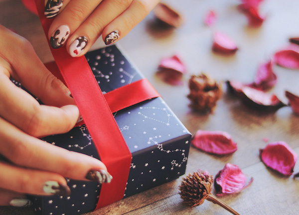 10代女子のプレゼント事情を調査！恋人、家族、友人にかける予算は？